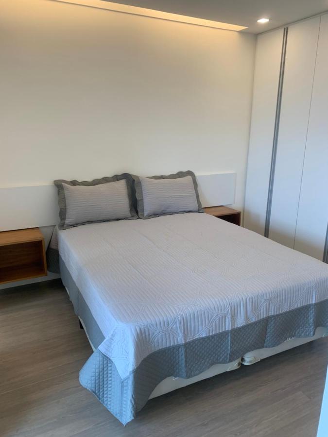 Flat Com 65 Metros; Sala; Duas Suites; Cozinha Recem-Reformado ริโอเดจาเนโร ภายนอก รูปภาพ